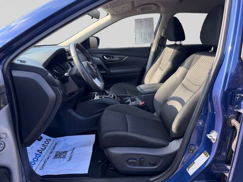 Used 2020 Nissan Rogue SV AWD/4WD image 15