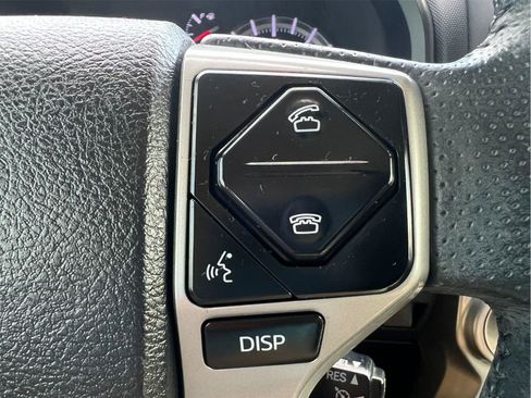 Used 2019 Toyota 4Runner SR5 Premium AWD/4WD image 38