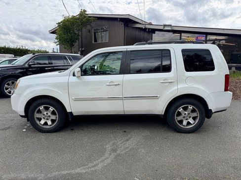 Used 2011 Honda Pilot Touring image 3