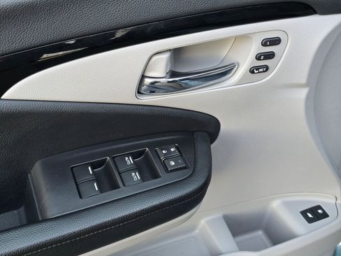 Used 2019 Honda Pilot Touring image 61