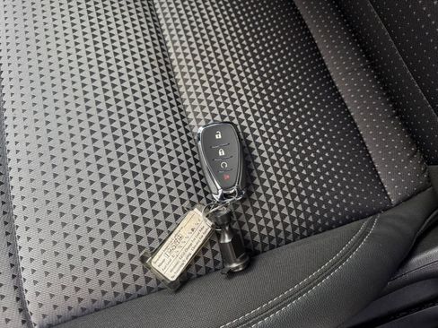 Used 2025 Chevrolet Trax LT image 22