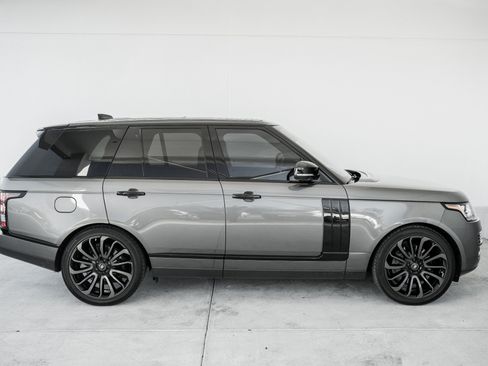 Used 2017 Land Rover Range Rover HSE AWD/4WD image 9