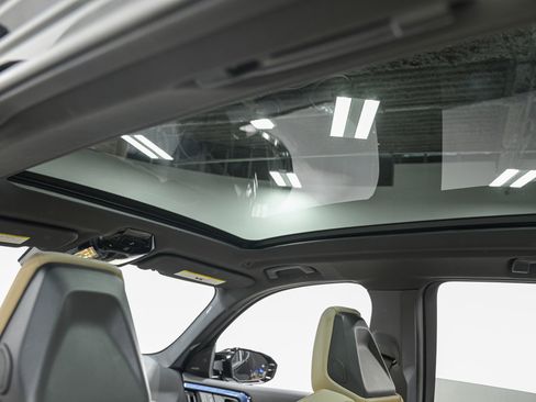 Used 2025 BMW X3 M50 w/ Premium Package image 25