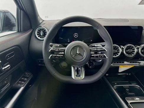 New 2026 Mercedes-Benz GLA 35 AMG 4MATIC image 25
