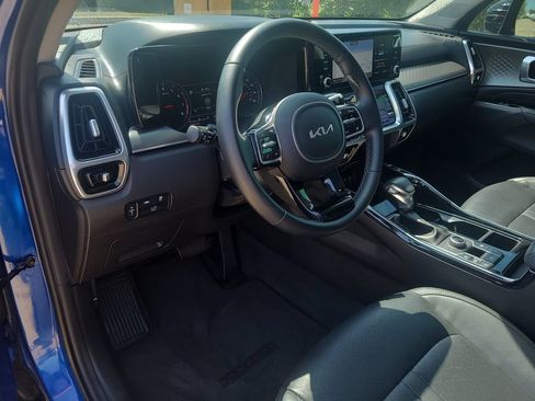 Used 2022 Kia Sorento SX AWD/4WD image 16