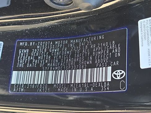 Used 2025 Toyota Corolla LE FWD image 35