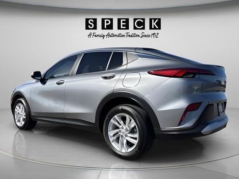 Certified 2025 Buick Envista Preferred w/ Convenience I Package FWD image 3