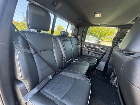 New 2026 RAM 3500 Laramie AWD/4WD image 17