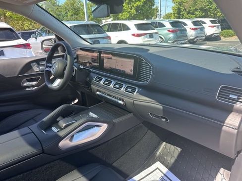 New 2026 Mercedes-Benz GLS 450 4MATIC image 39