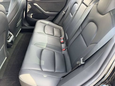 Used 2022 Tesla Model 3 RWD image 18