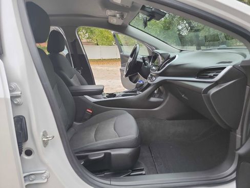 Used 2016 Chevrolet Volt LT image 34