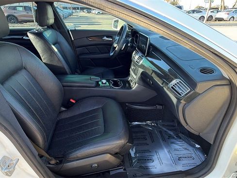 Used 2015 Mercedes-Benz CLS 400 4MATIC image 46