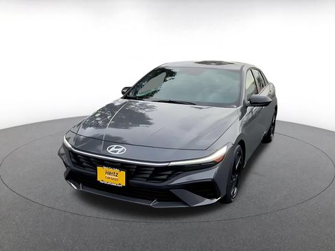 Used 2026 Hyundai Elantra Sport FWD image 7