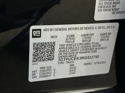 Used 2024 GMC Sierra 1500 Elevation image 28