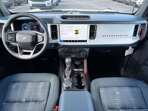 New 2026 Ford Bronco Heritage Edition AWD/4WD image 13