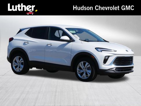 Used 2025 Buick Encore GX Preferred AWD/4WD image 1
