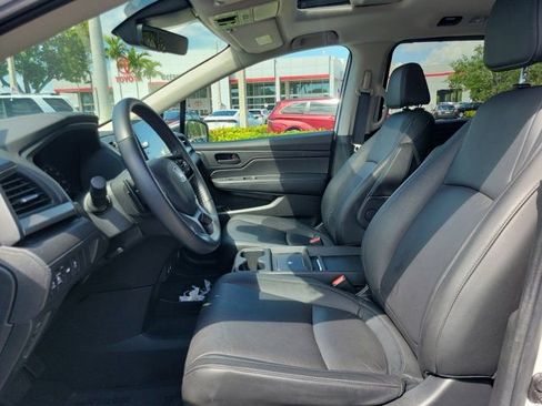 Used 2025 Honda Odyssey EX-L image 12