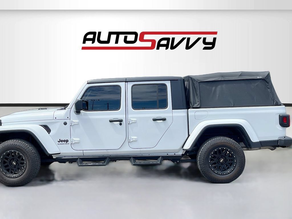 Used 2023 Jeep Gladiator Sport AWD/4WD image 4