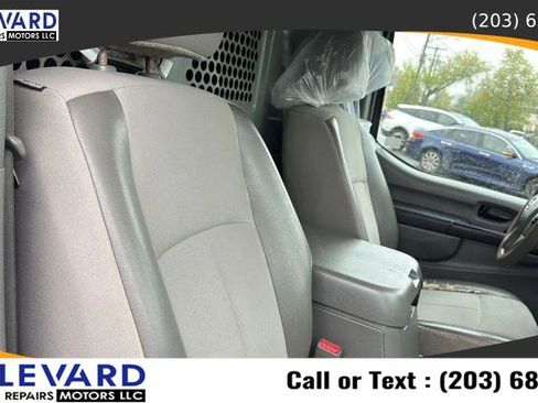 Used 2014 Nissan NV 2500 SV w/ V8 Appearance Package RWD image 30