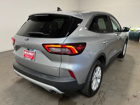 Used 2024 Ford Escape Active AWD/4WD image 3