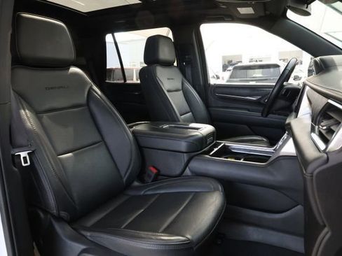 Used 2023 GMC Yukon Denali image 27