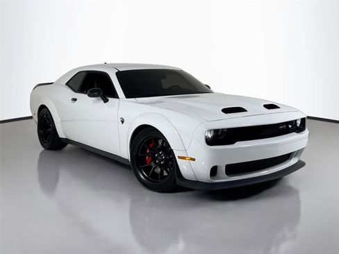 Used 2021 Dodge Challenger SRT Hellcat Redeye image 39