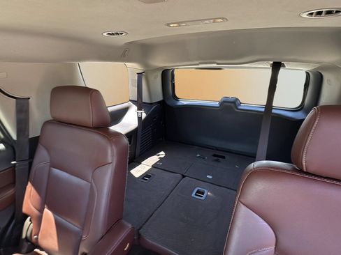 Used 2018 Chevrolet Tahoe Premier w/ RST 6.2L Performance Edition RWD image 23