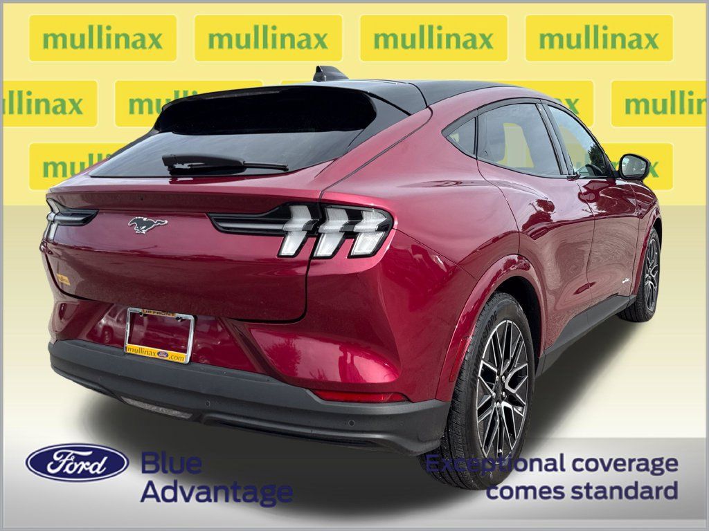 Used 2025 Ford Mustang Mach-E Premium RWD image 4