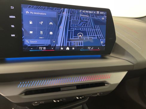 Used 2025 BMW 228i xDrive w/ Premium Package image 27