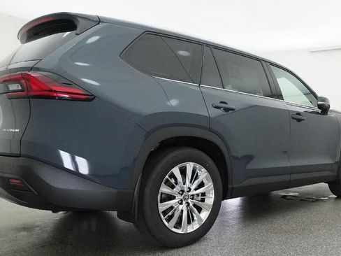 New 2026 Toyota Grand Highlander AWD image 25