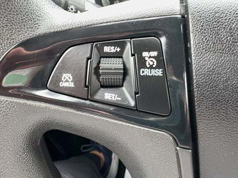 Used 2015 Chevrolet Equinox LS image 26