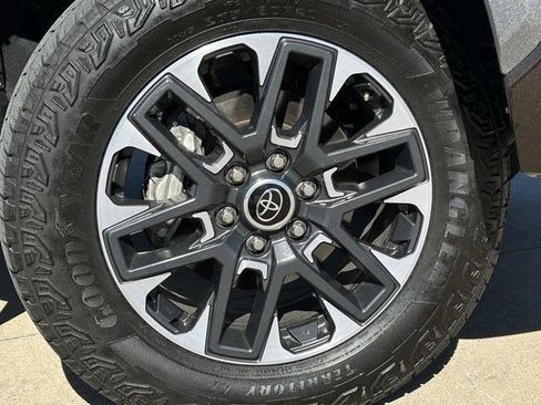 Used 2024 Toyota Tundra Limited w/ Power Package image 11