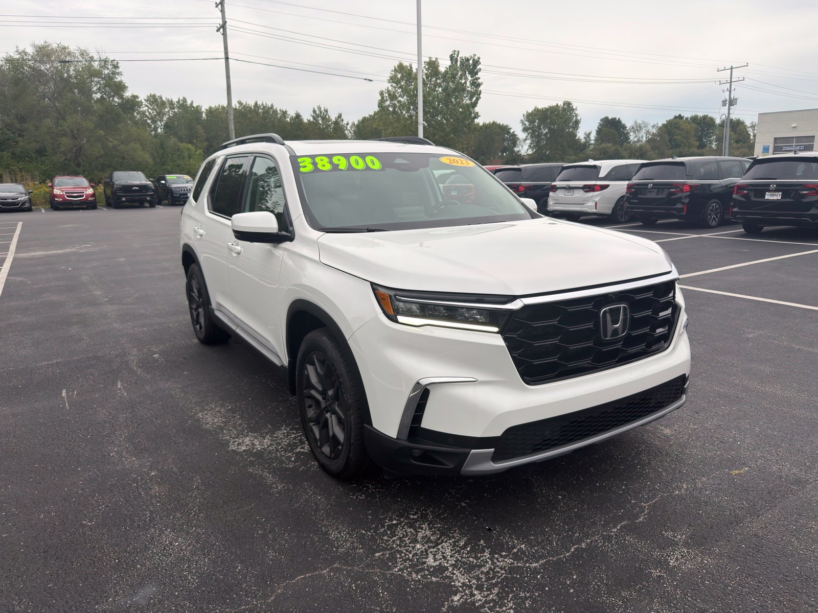 Used 2023 Honda Pilot Elite image 7