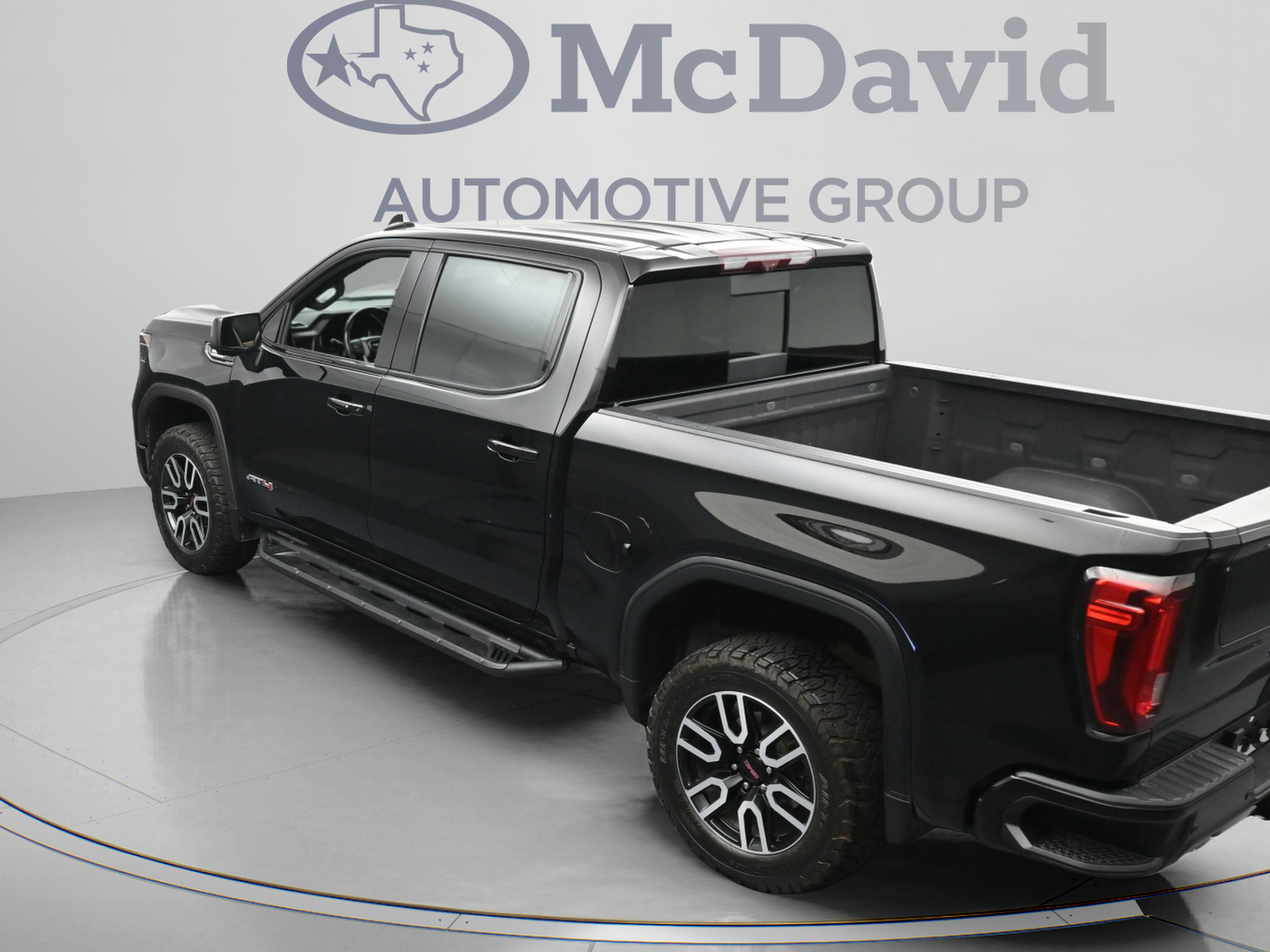 Used 2024 GMC Sierra 1500 AT4 w/ Technology Package AWD/4WD image 36