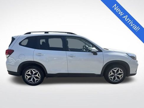 Used 2021 Subaru Forester Premium w/ Popular Package #1 AWD/4WD image 8