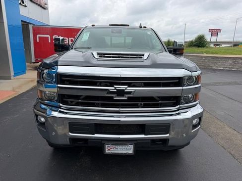 Used 2019 Chevrolet Silverado 2500 LTZ w/ Duramax Plus Package AWD/4WD image 3