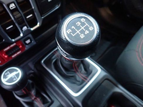 Used 2019 Jeep Wrangler Unlimited Rubicon w/ Steel Bumper Group image 23