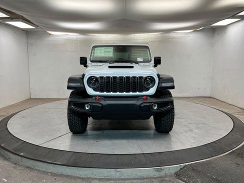 New 2026 Jeep Wrangler Unlimited Rubicon AWD/4WD image 8