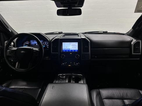 Used 2020 Ford Expedition Max XLT w/ Equipment Group 202A AWD/4WD image 30