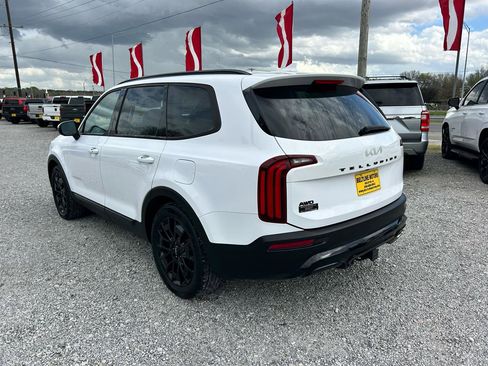 Used 2022 Kia Telluride EX w/ EX Premium Package image 22