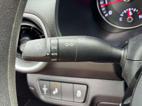 Used 2024 Kia Forte LXS w/ LXS Technology Package FWD image 20