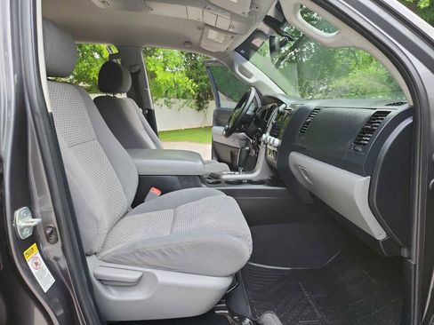 Used 2013 Toyota Tundra 2WD CrewMax w/ Tow Pkg image 35