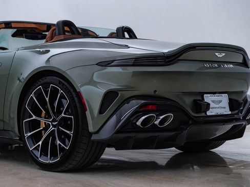 Used 2026 Aston Martin V8 Vantage Roadster image 13