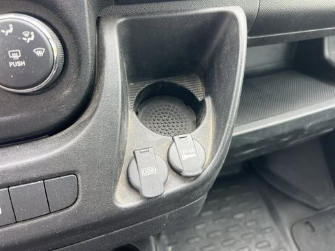 Used 2021 RAM ProMaster 2500 FWD image 24