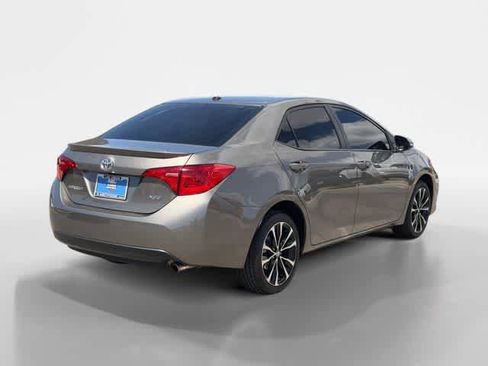 Used 2019 Toyota Corolla XSE FWD image 5