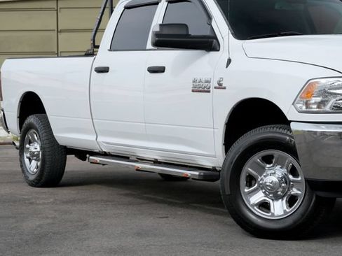 Used 2018 RAM 3500 Tradesman w/ Chrome Appearance Group AWD/4WD image 3