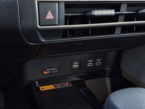 Certified 2025 Toyota Camry LE image 11