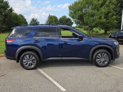 New 2026 Nissan Pathfinder SV FWD image 13
