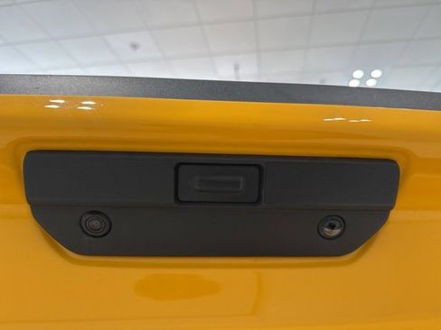 Used 2021 Chevrolet Silverado 1500 Custom Trail Boss w/ LPO, Dark Essentials Package image 8