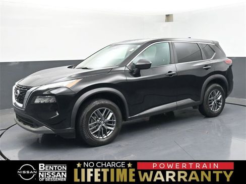 Used 2023 Nissan Rogue S image 1